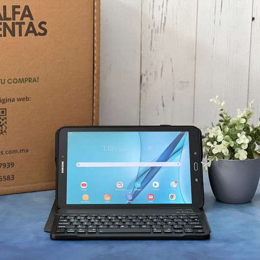 Tablet Samsung Galaxy Tab A SM-T580 10.1” 16GB 2GB RAM WiFi + Case con Teclado
