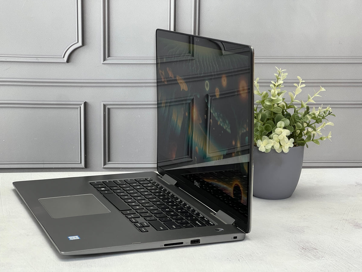 Laptop Dell Inspirion 7573 Core i7 8va Gen SSD 256gb RAM 16gb DDR4 Pantalla táctil