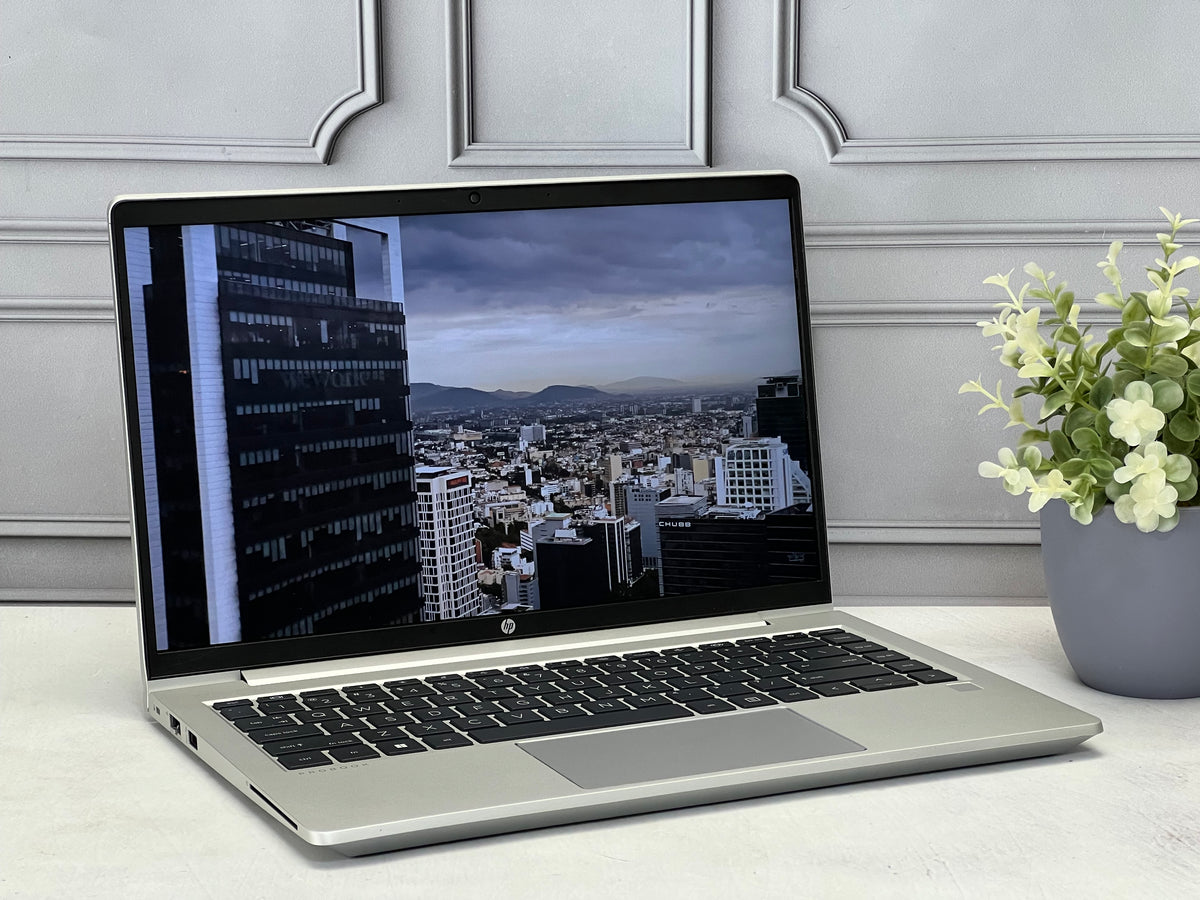 Laptop HP ProBook 640 G8 Core i5 11VA Gen 16GB RAM SSD 256GB Pantalla 14" Windows 11