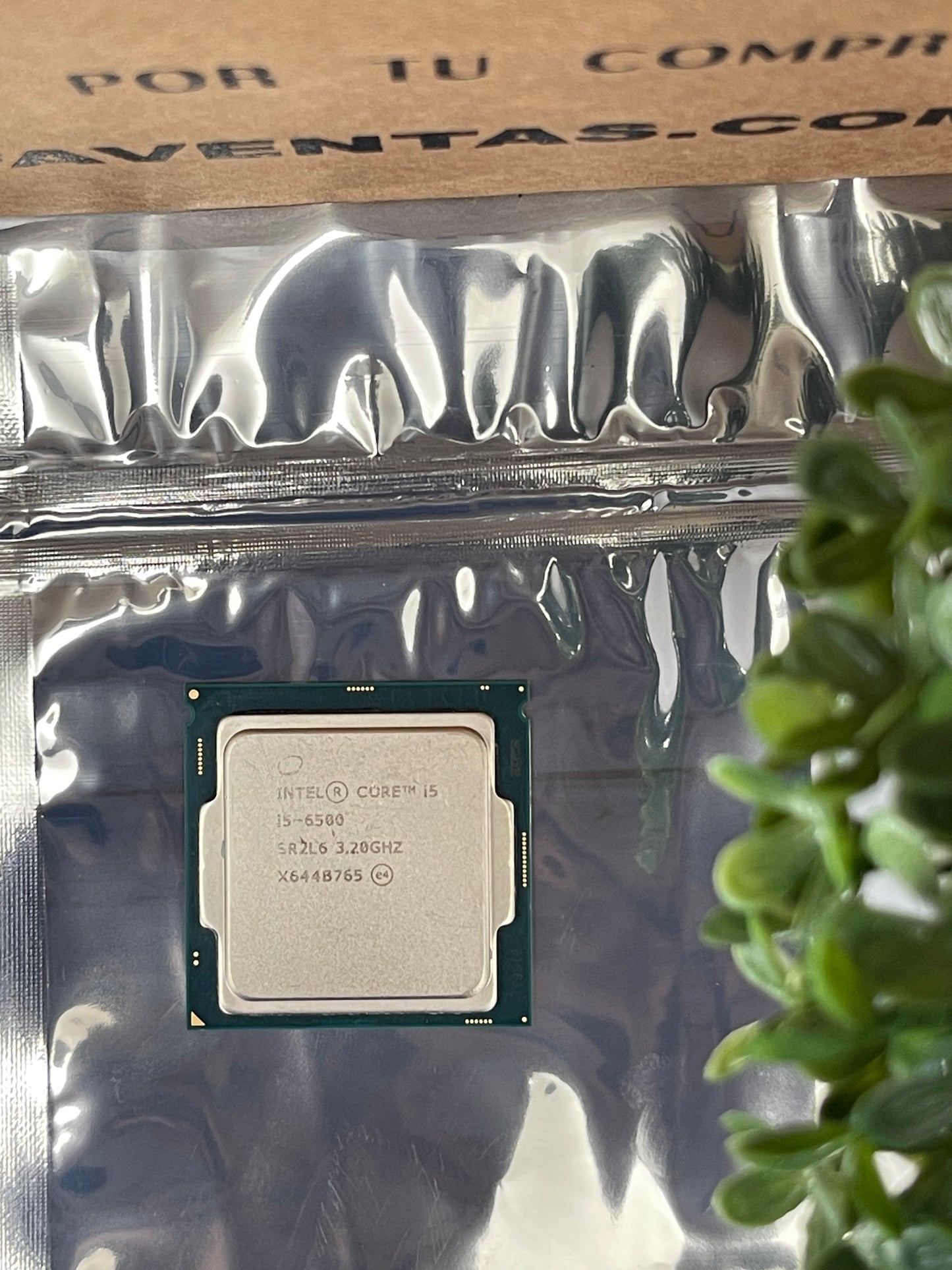 Procesador Intel® Core™ i5-6500 caché de 6 M, hasta 3.60 GHz Gráficos HD Intel® 530 LGA1151