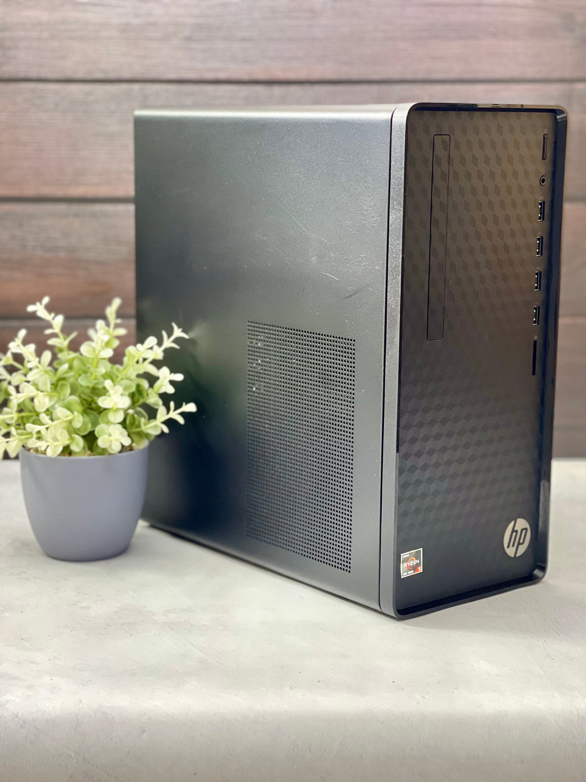 CPU HP DESKTOP M01-F1224 Ryzen 5 4600G | 12GB RAM | 512GB SSD | Windows 11