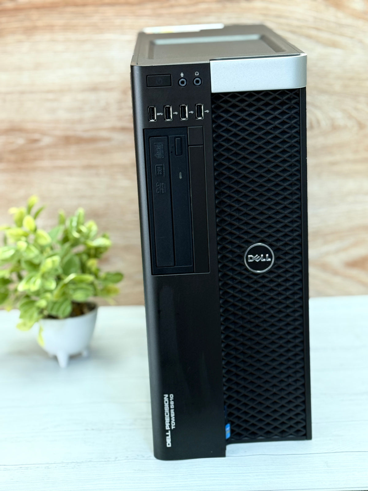 Workstation Dell Precision Tower 5810 | Intel Xeon E5-1630 v4 | SSD 1TB | 64GB RAM DDR4 | NVIDIA Quadro k2200 4GB | Windows 10