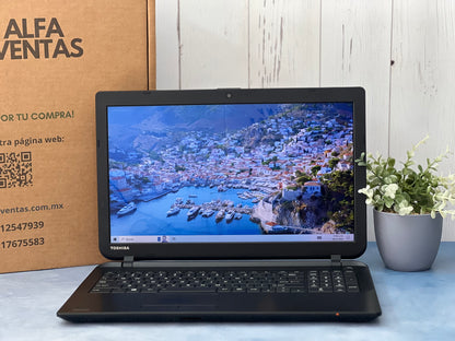 Laptop Toshiba Satellite C555 Celeron SSD 240GB 8GB RAM Pantalla 15.6” Windows 10