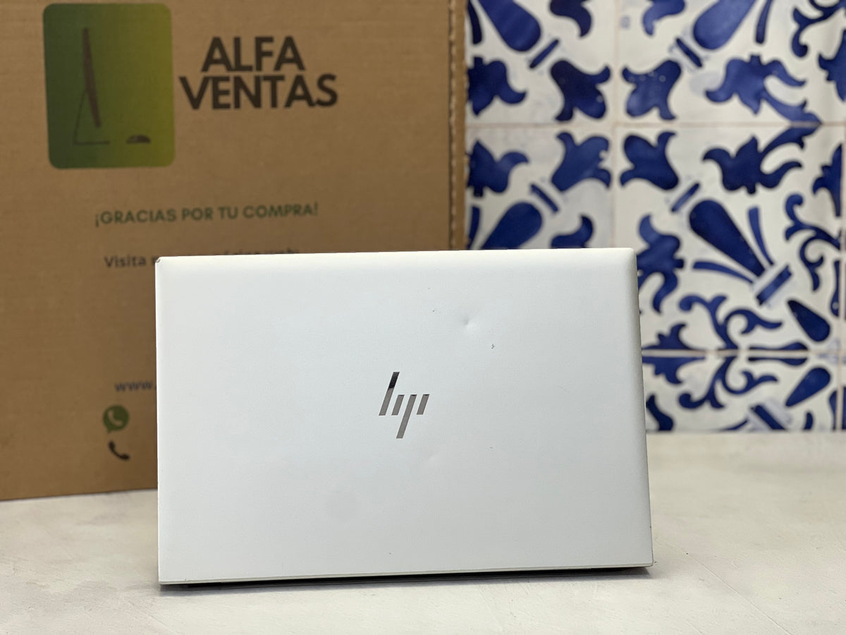 Laptop HP EliteBook 840 G9 Core i7 12va Gen SSD 512GB 16GB RAM  Pantalla 14” Windows 11 CLASE B