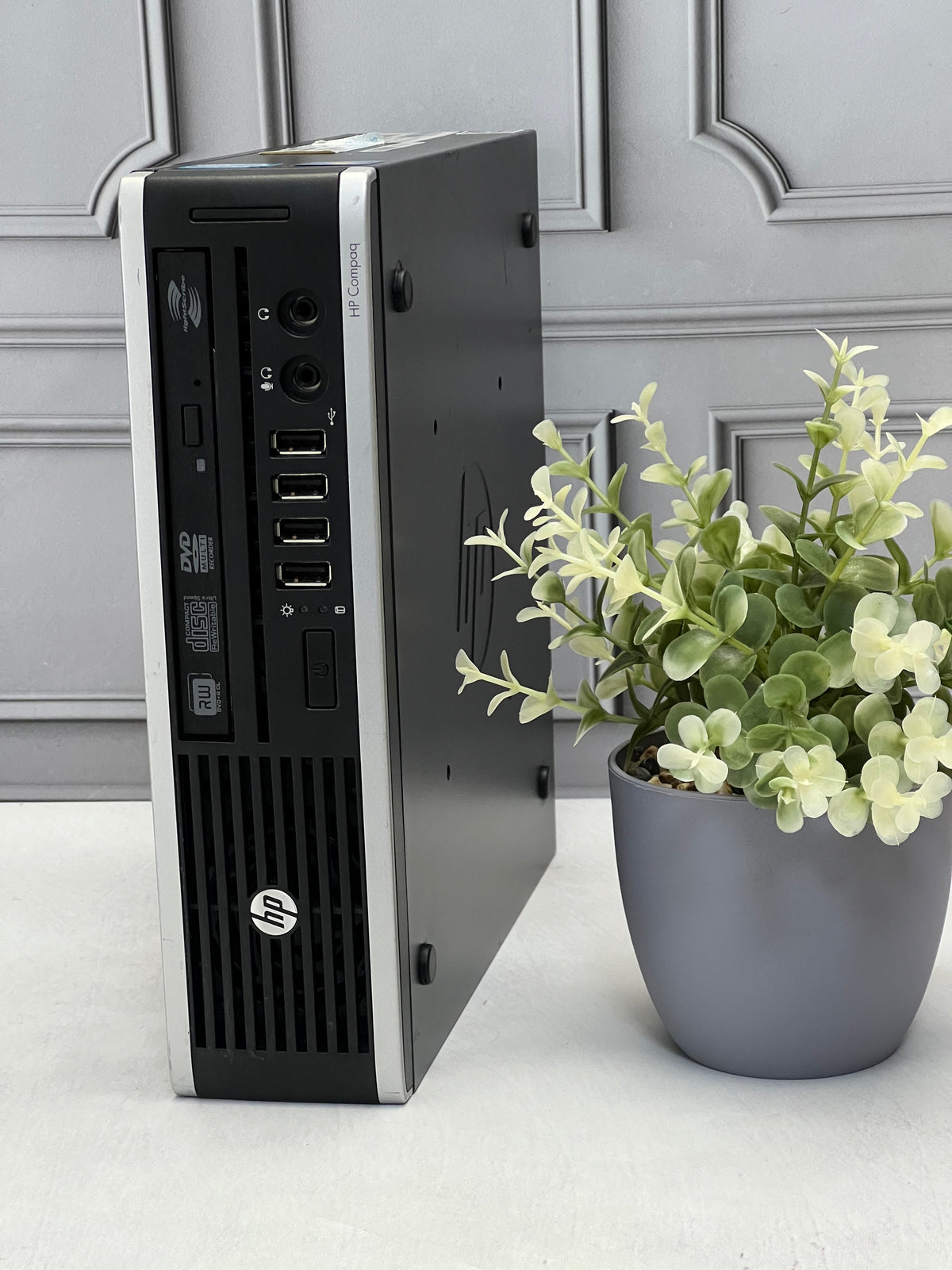 CPU Hp Compaq 8200 Elite usff Core i5 2da gen, SSD 256GB 8GB RAM WINDOWS 10