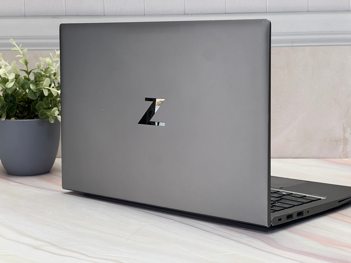 Laptop HP ZBook Firefly 14 G8 Core i5 11va Gen 16GB RAM SSD 512GB Pantalla 14” Windows 11
