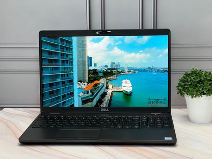 Laptop Dell Latitude 5500  Core i5 8va Gen SSD 250GB 16GB RAM DDR4 Pantalla 15.6"