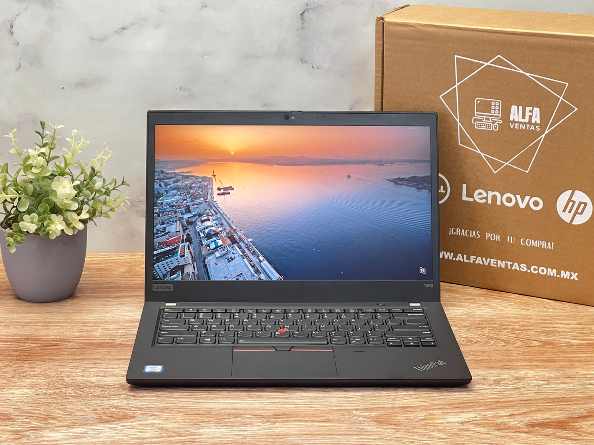 Laptop Lenovo Thinkpad T490 Core i7 8va gen SSD 256GB 16GB DDR4 Pantalla 14" CLASE B