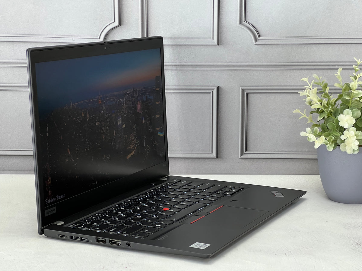 Laptop Lenovo ThinkPad T14s Gen 1 | Core i7 10ma Gen | SSD 256GB | 16GB RAM | Pantalla Táctil 14"