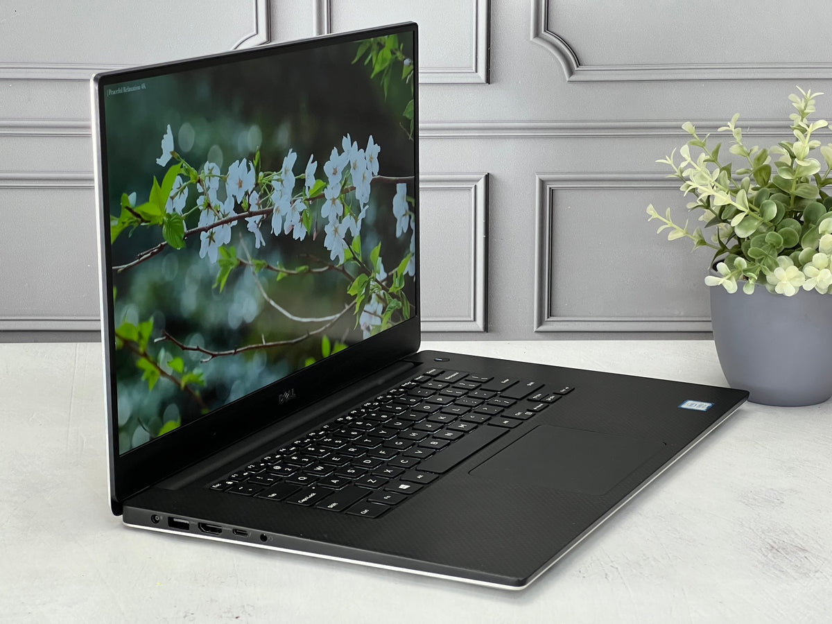 Laptop Dell XPS 15 9550 | Core i5 6ta Gen | SSD 256GB | 16GB RAM DDR4 | Tarjeta NVIDIA GeForce GTX 960M 2GB | Pantalla 15.6" | Windows 11