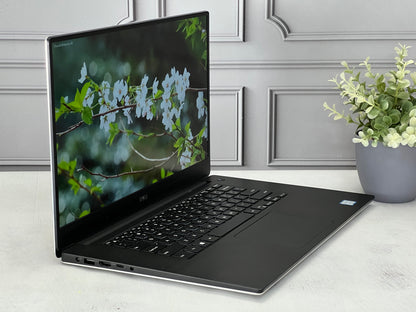 Laptop Dell XPS 15 9550 | Core i5 6ta Gen | SSD 256GB | 16GB RAM DDR4 | Tarjeta NVIDIA GeForce GTX 960M 2GB | Pantalla 15.6" | Windows 11