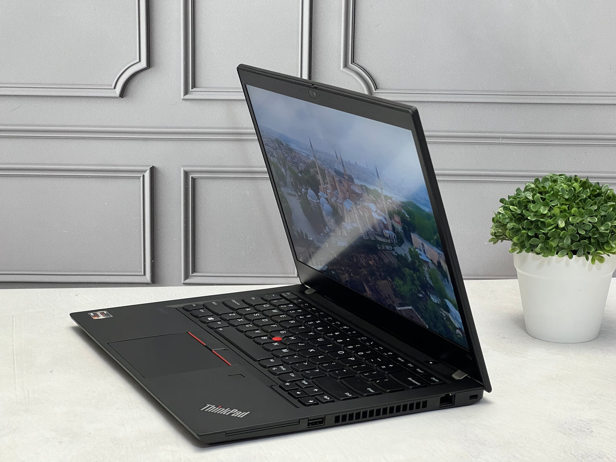 Laptop Lenovo ThinkPad T14 Gen 2 Ryzen 5  |16GB RAM | SSD 256GB | Pantalla 14" | Windows 11