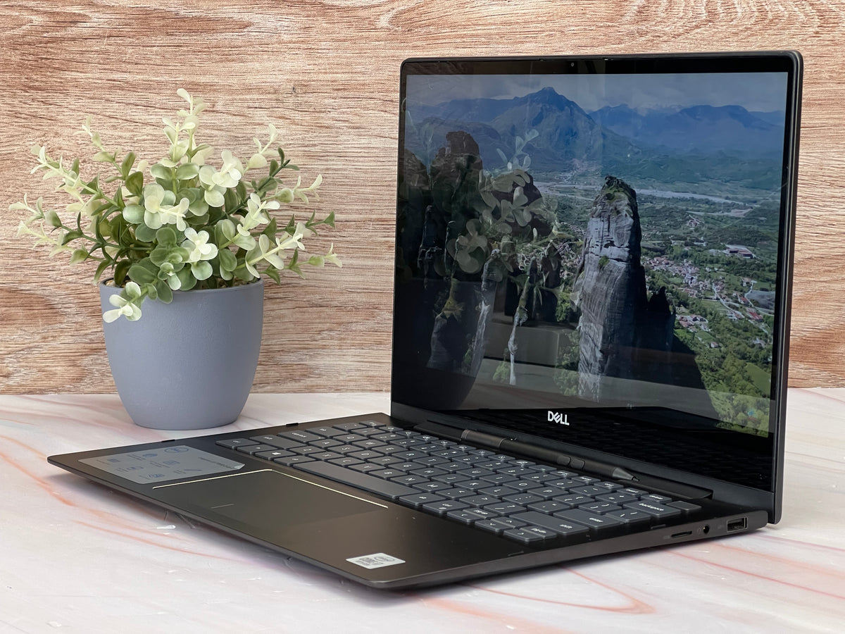 Laptop Dell Inspiron 13 7000 2-in-1 | Ryzen 5 | 8GB RAM | SSD 240GB | Pantalla Táctil 13.3" | Clase B