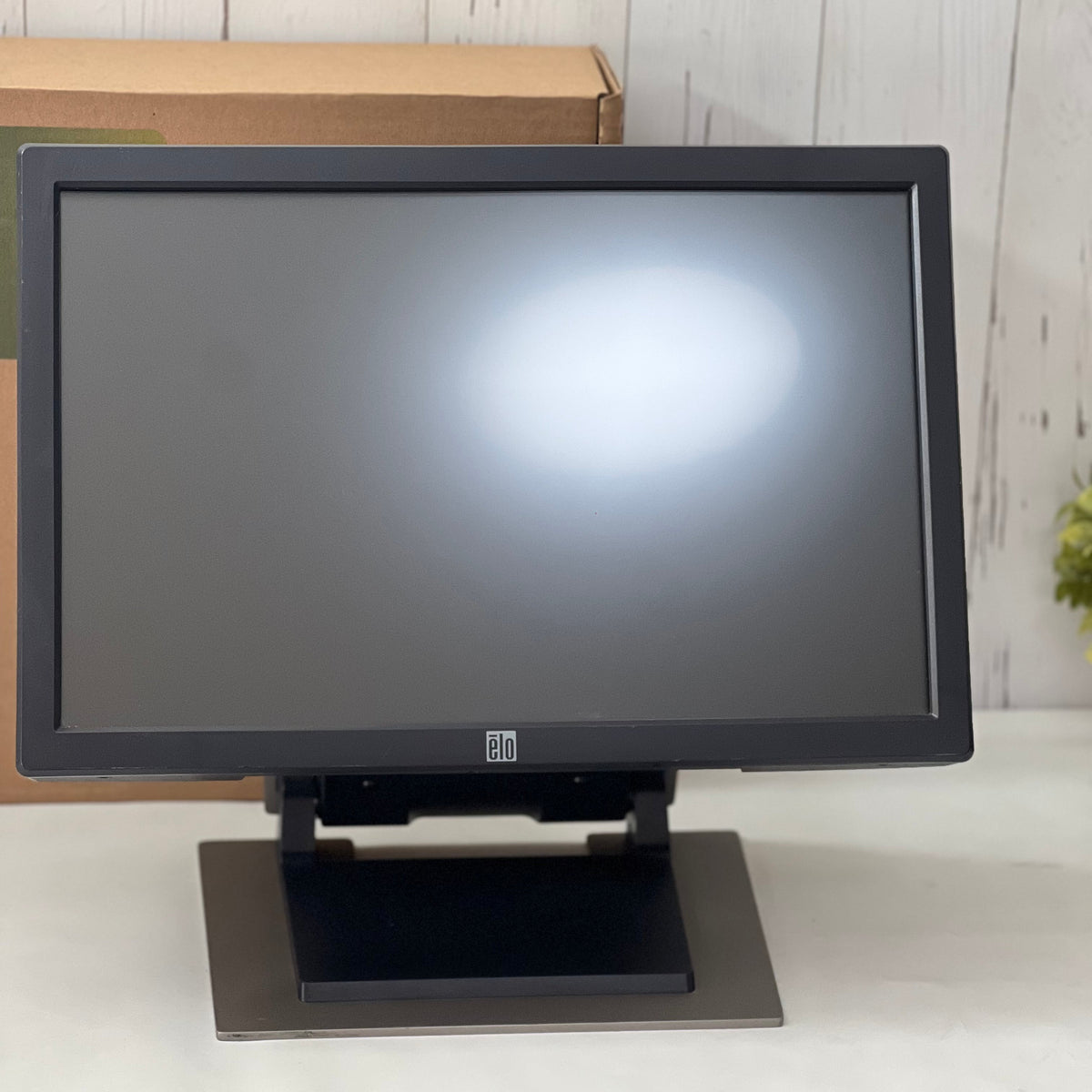 Monitor Táctil Elo TouchSystems ET1900L | 19" | 1440×900 | Touchscreen | VGA / DVI-D