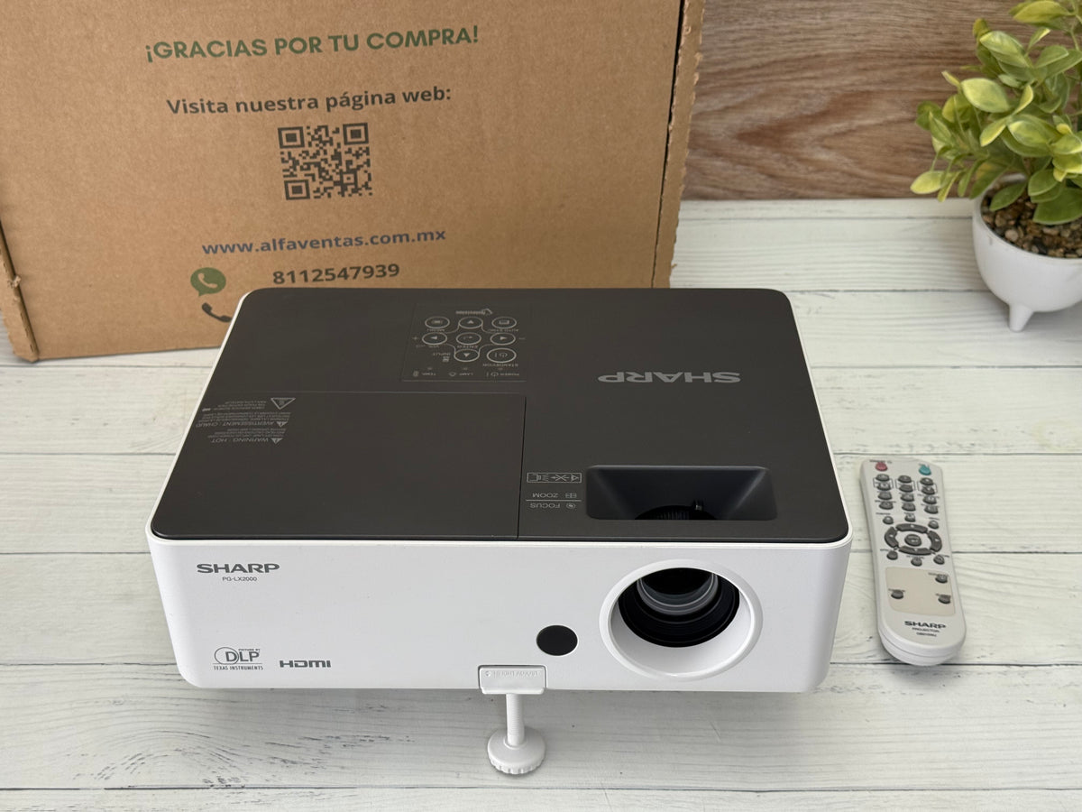 Proyector Sharp PG-LX2000  2800 Lúmenes | XGA | DLP | HDMI – De uso (SOLO 68 HRS)