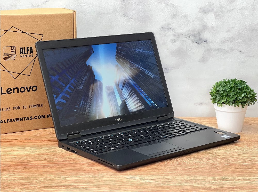Laptop Dell Latitude 5590 Core i5 8va Gen | 16GB RAM DDR4 | SSD 512GB | Pantalla 15.6"