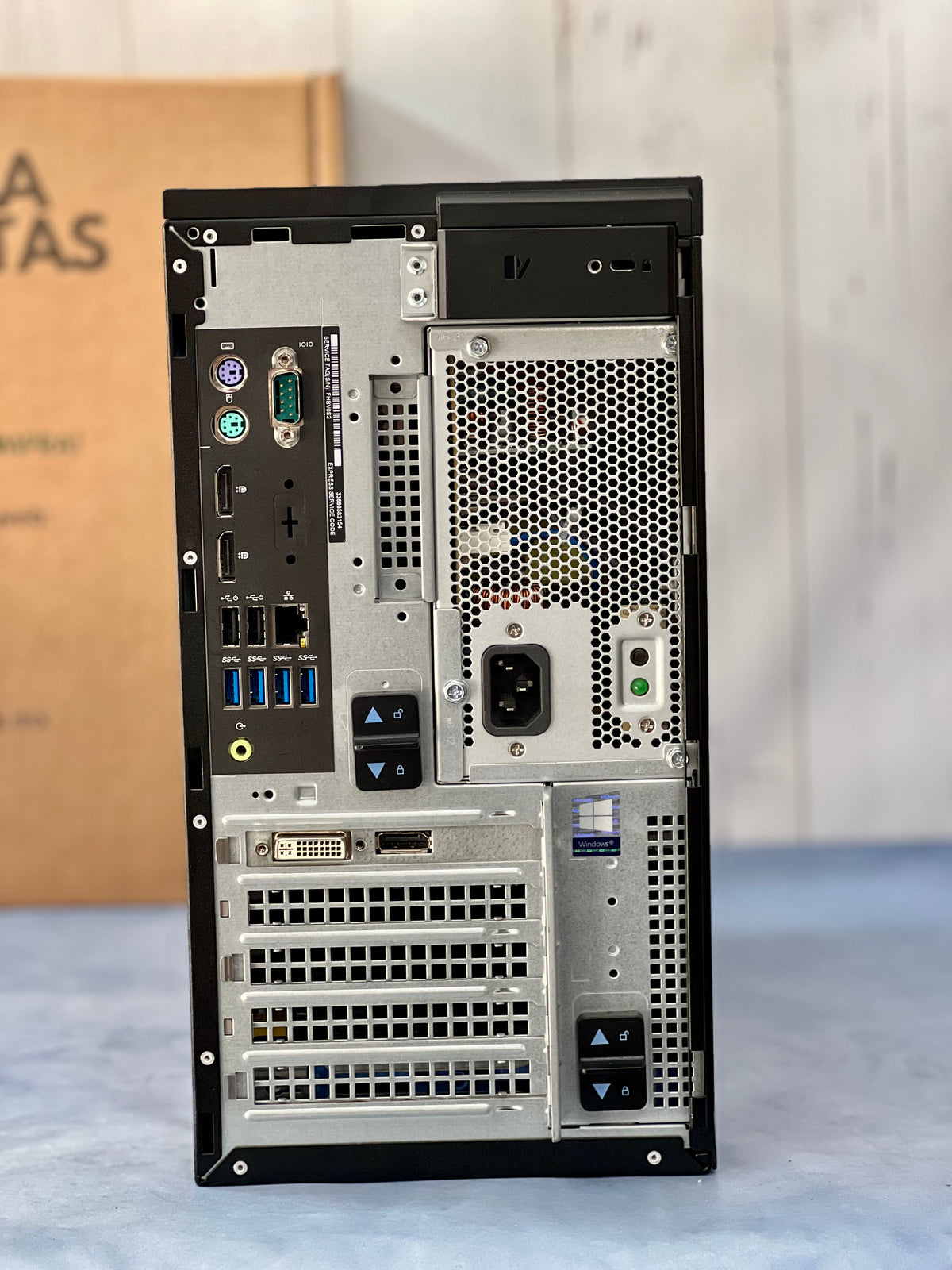 CPU Dell Precision Tower 3630 Core i7 8va Gen 32GB RAM SSD 512GB  TARJETA NVIDIA Quadro K620 2GB