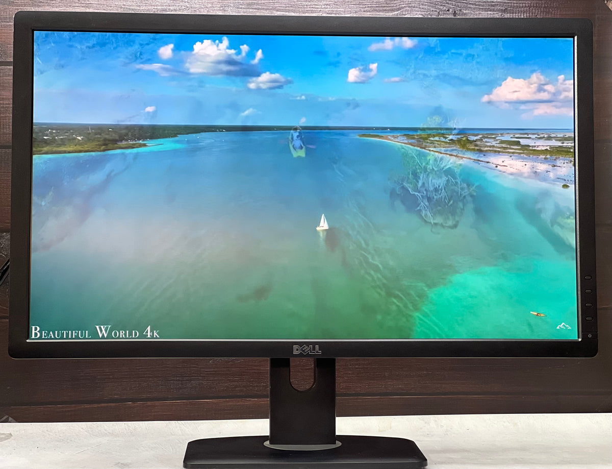 Monitor Dell UltraSharp U2713HM – 27” WQHD (2560 × 1440) HDMI DP | Profesional Clase B