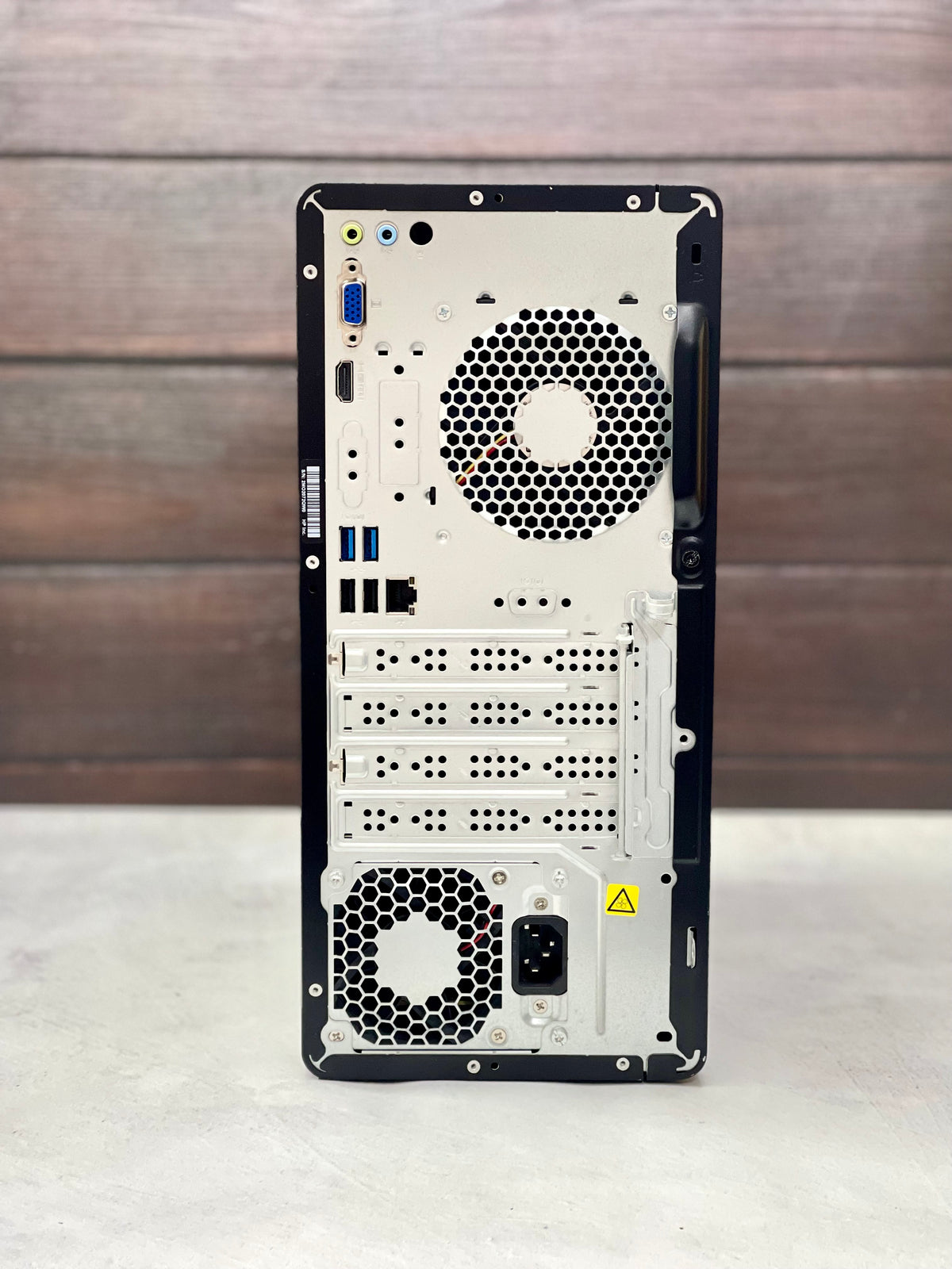 CPU HP DESKTOP M01-F1224 Ryzen 5 4600G | 12GB RAM | 512GB SSD | Windows 11