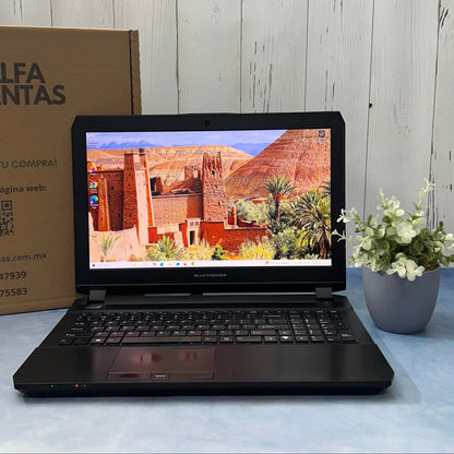 Laptop Eluktronics Pro 15 RE3  Core i7 6ta Gen | 16GB RAM | SSD 512GB | Tarjeta GTX 970M 4GB Pantalla 15.6” CLASE B