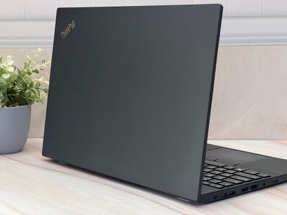 Laptop Lenovo ThinkPad T15 Gen 1 | Core i5 10ma Gen | SSD 512GB | 16GB RAM | Pantalla 15.6” | Windows 11