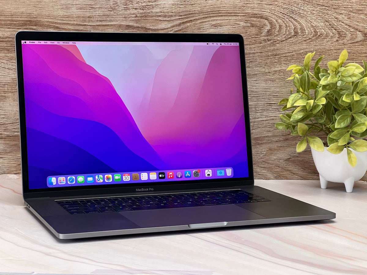 Laptop MacBook Pro A1707 | Intel Core i7 | SSD 256GB | 16GB RAM | Pantalla Retina 15.4" | macOS Monterey