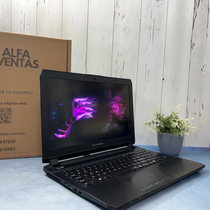 Laptop Eluktronics Pro 15 RE3  Core i7 6ta Gen | 16GB RAM | SSD 512GB | Tarjeta GTX 970M 4GB Pantalla 15.6” CLASE B