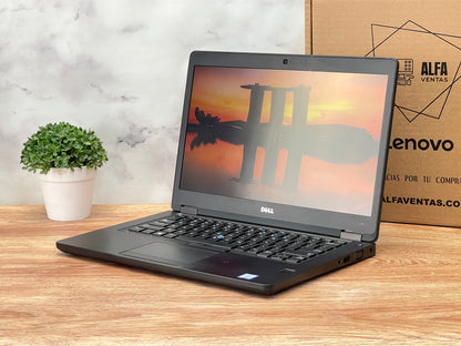 Laptop Dell Latitude 5480 Core i7 6ta gen SSD 256GB 16GB RAM Pantalla 14 " Tarjeta GEFORCE 2GB
