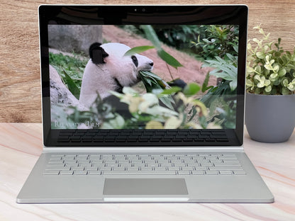 Microsoft SurfaceBook Gen 1 Core i5 6ta Gen SSD 256GB RAM 8GB Pantalla Táctil Windows 10 Clase B