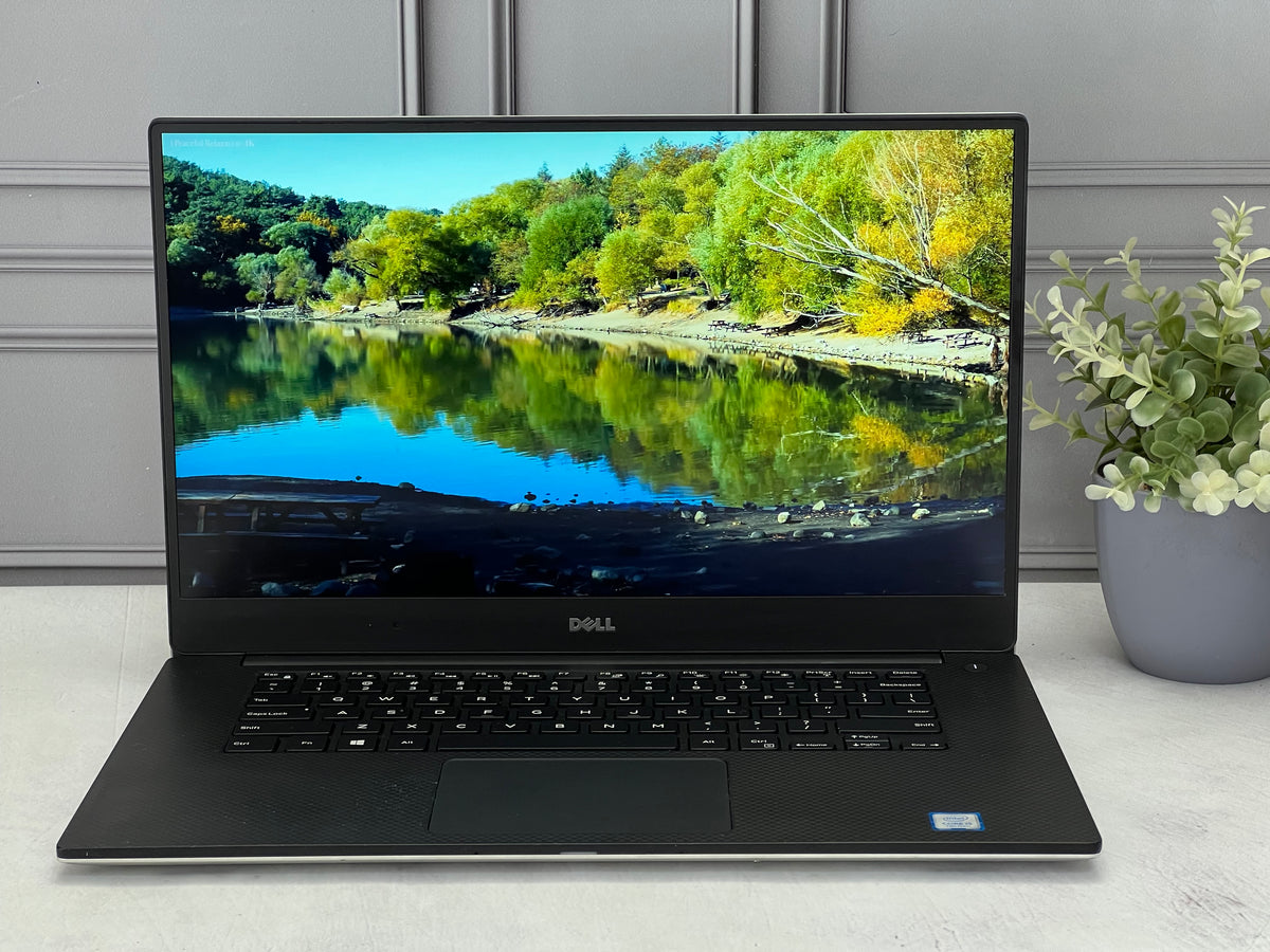 Laptop Dell XPS 15 9550 | Core i5 6ta Gen | SSD 256GB | 16GB RAM DDR4 | Tarjeta NVIDIA GeForce GTX 960M 2GB | Pantalla 15.6" | Windows 11