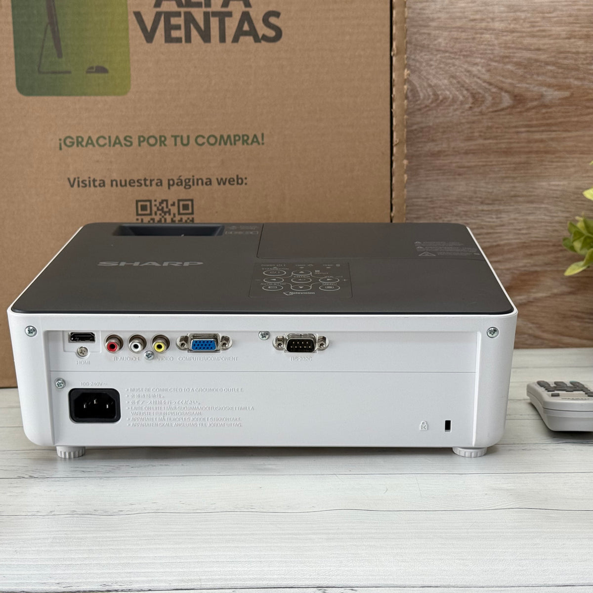 Proyector Sharp PG-LX2000  2800 Lúmenes | XGA | DLP | HDMI – De uso (SOLO 68 HRS)