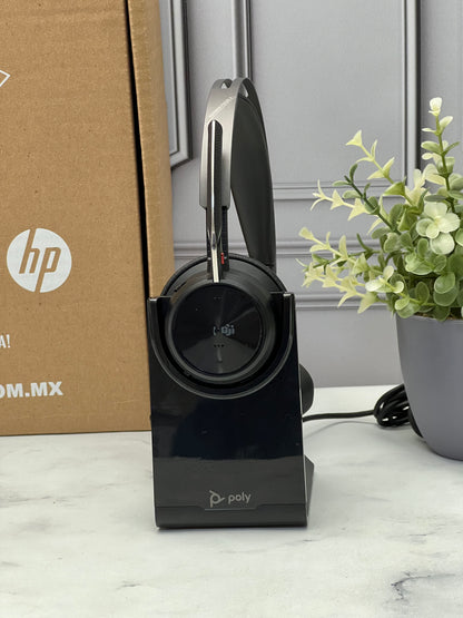 Audifonos Poly Voyager Focus 2  Inalámbrico Bluetooth Con Micrófono (BASE CON CABLE  TIPO C )