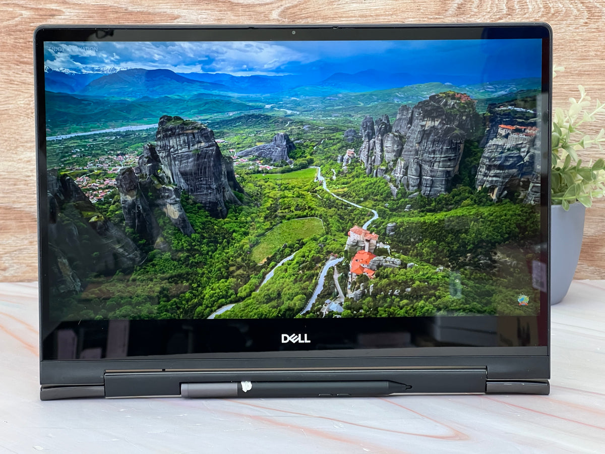 Laptop Dell Inspiron 13 7000 2-in-1 | Ryzen 5 | 8GB RAM | SSD 240GB | Pantalla Táctil 13.3" | Clase B