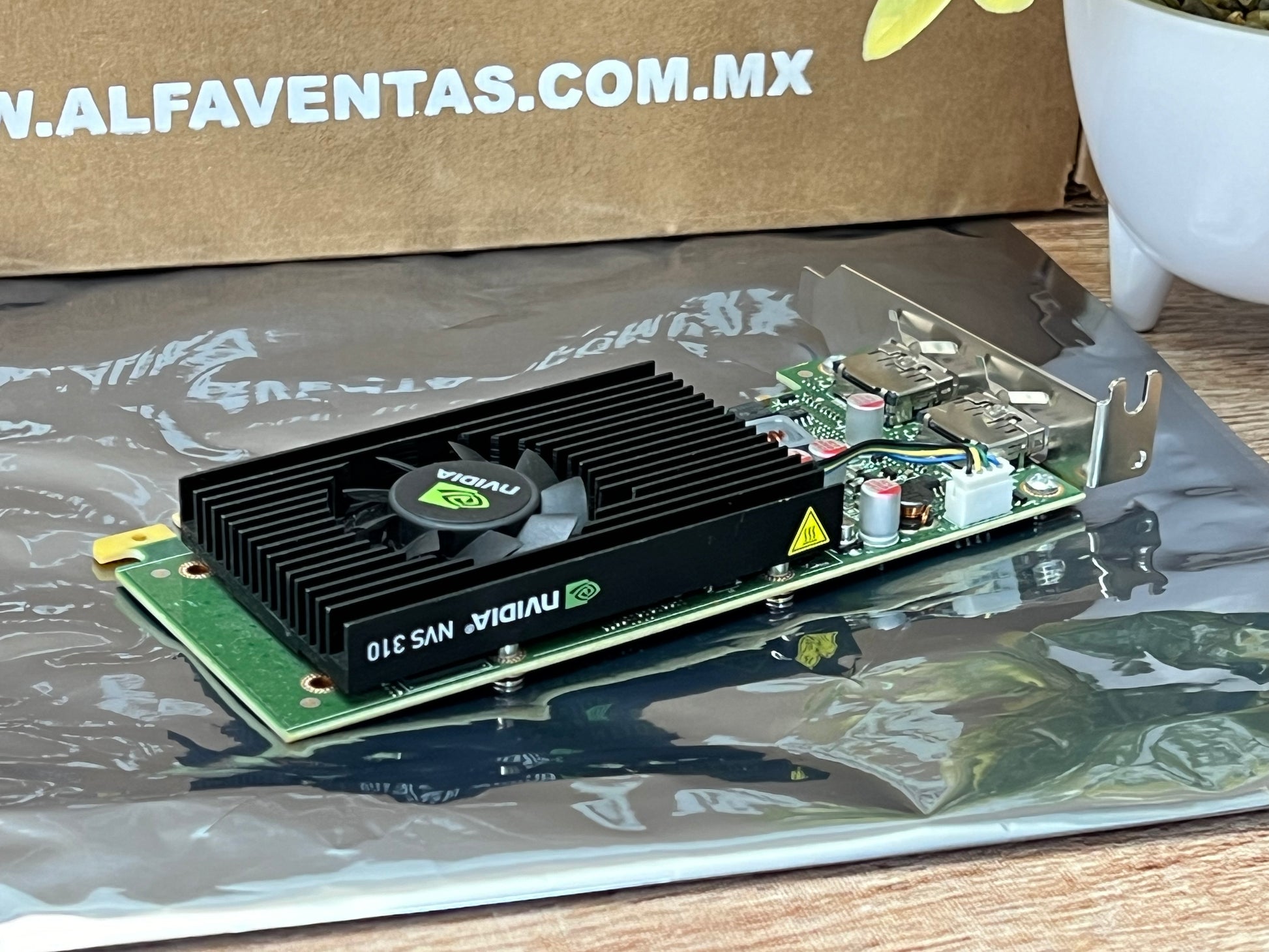 Tarjeta Gráfica NVIDIA NVS 310 512mb bajo perfil, DisplayPort x2