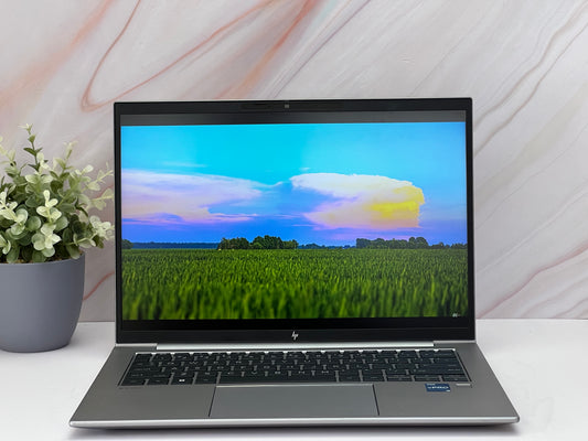 Laptop Hp ZBook FIREFLY 14 G9 Core i5 12va Gen SSD 240GB RAM 16GB  Pantalla 14" CLASE B