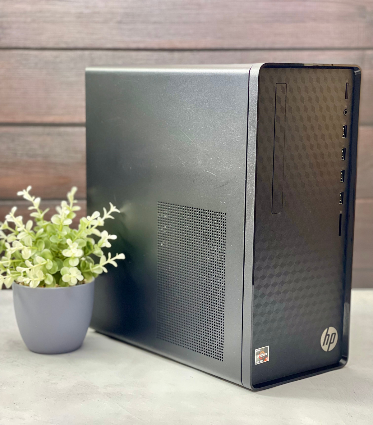 CPU HP DESKTOP M01-F1224 Ryzen 5 4600G | 12GB RAM | 512GB SSD | Windows 11