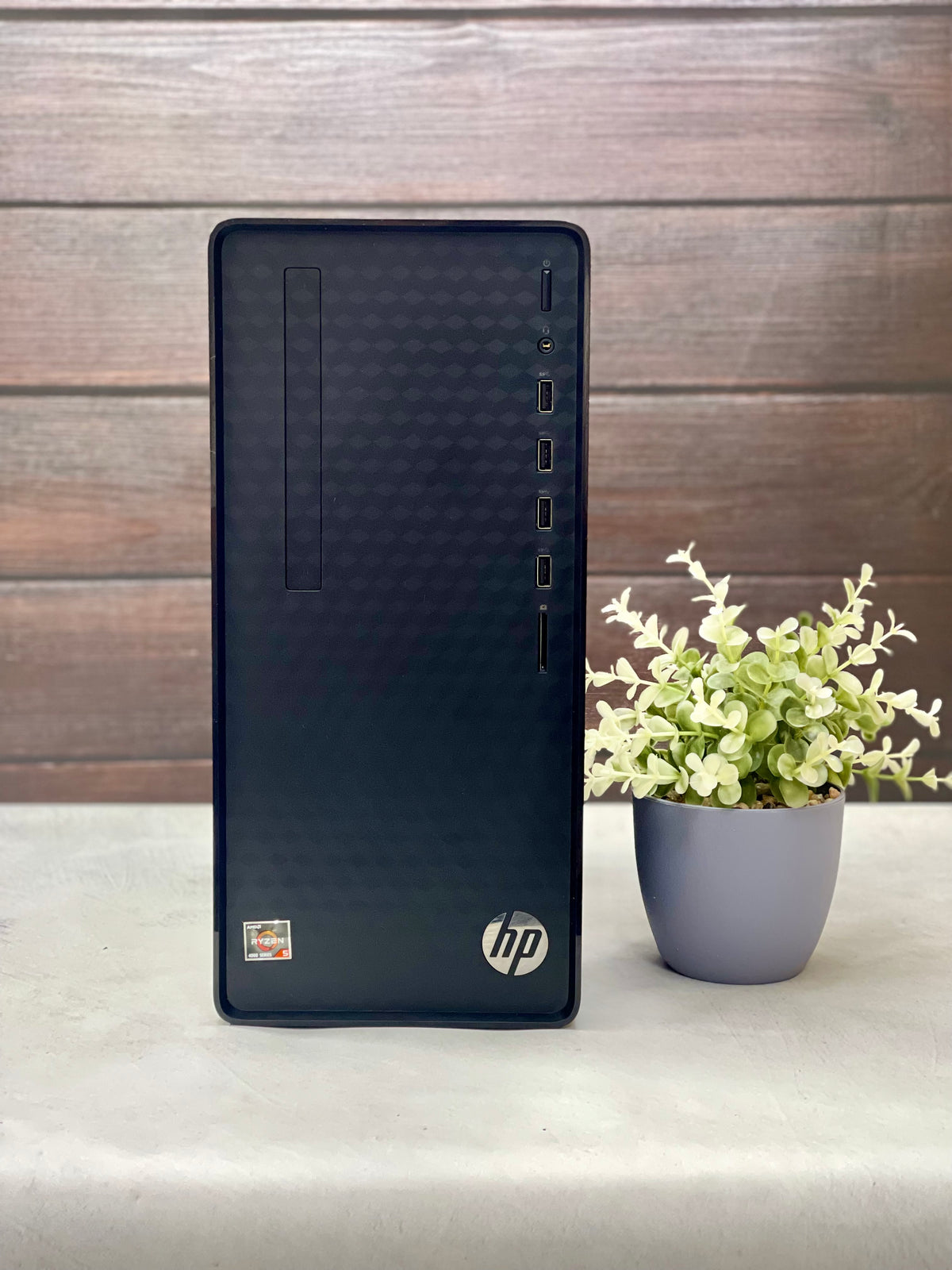 CPU HP DESKTOP M01-F1224 Ryzen 5 4600G | 12GB RAM | 512GB SSD | Windows 11