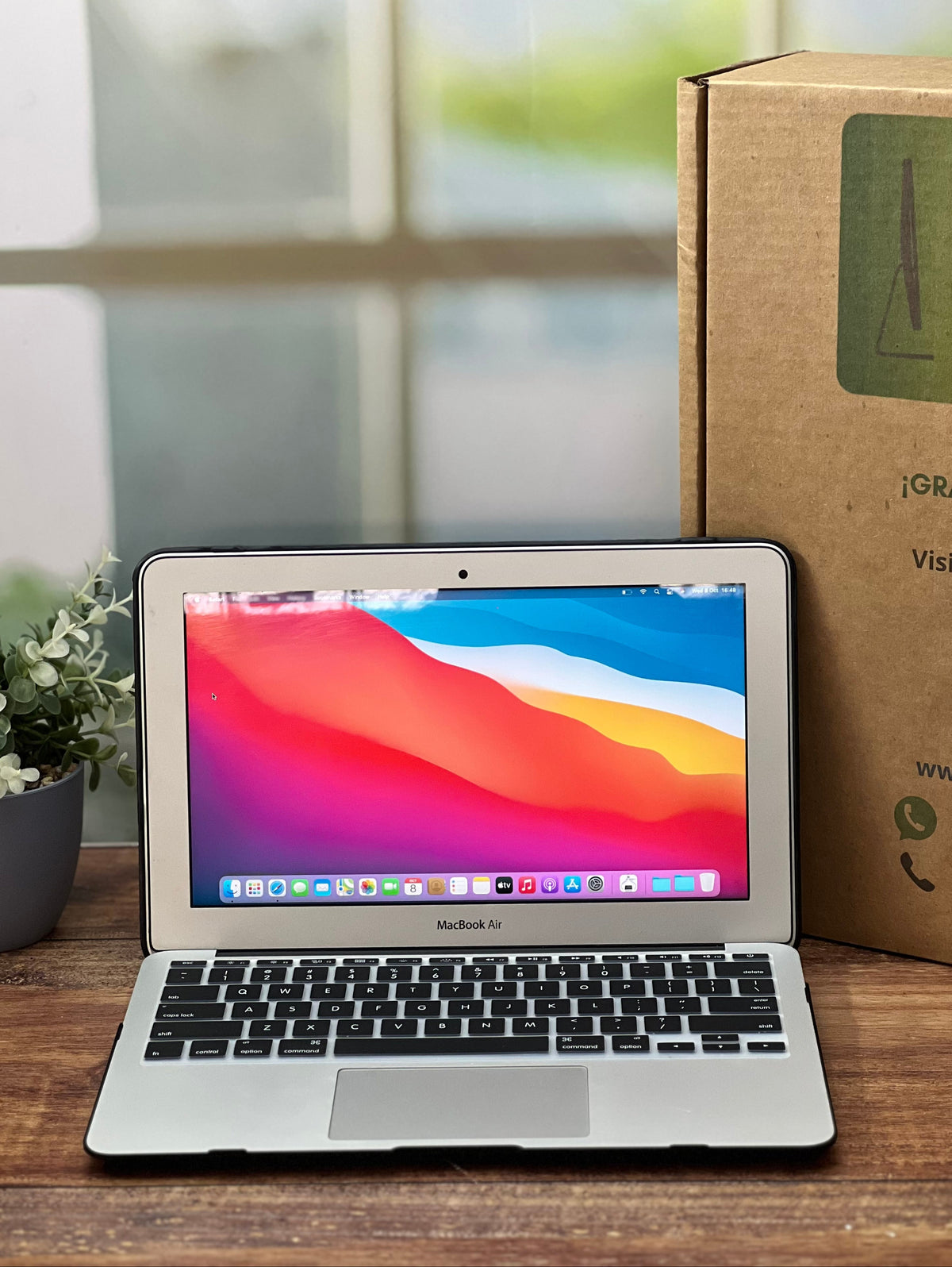 MacBook Air 11” Early 2014 – Core i5 4GB RAM SSD 512GB  macOS Monterey