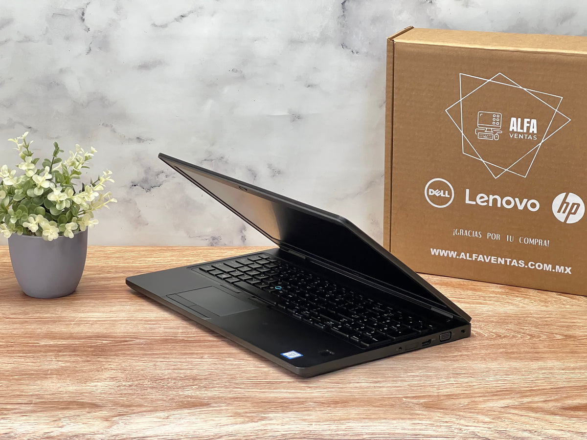 Laptop Dell Latitude 5590 Core i5 8va Gen | 16GB RAM DDR4 | SSD 512GB | Pantalla 15.6"