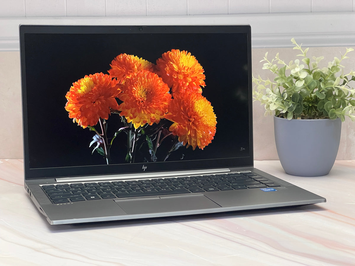 Laptop HP ZBook Firefly 14 G8 Core i5 11va Gen 16GB RAM SSD 512GB Pantalla 14” Windows 11
