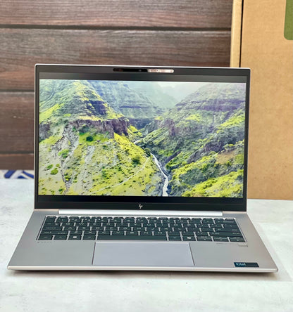 Laptop HP ZBook Firefly 14 G11 – Core Ultra 5 135H 16GB RAM DDR5 SSD 1TB | AI Boost