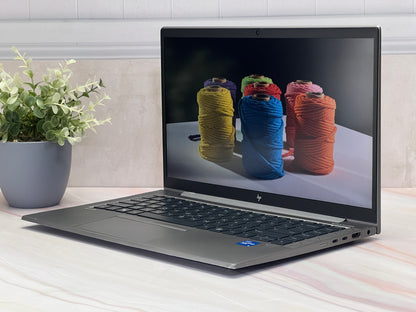 Laptop HP ZBook Firefly 14 G8 Core i5 11va Gen 16GB RAM SSD 512GB Pantalla 14” Windows 11