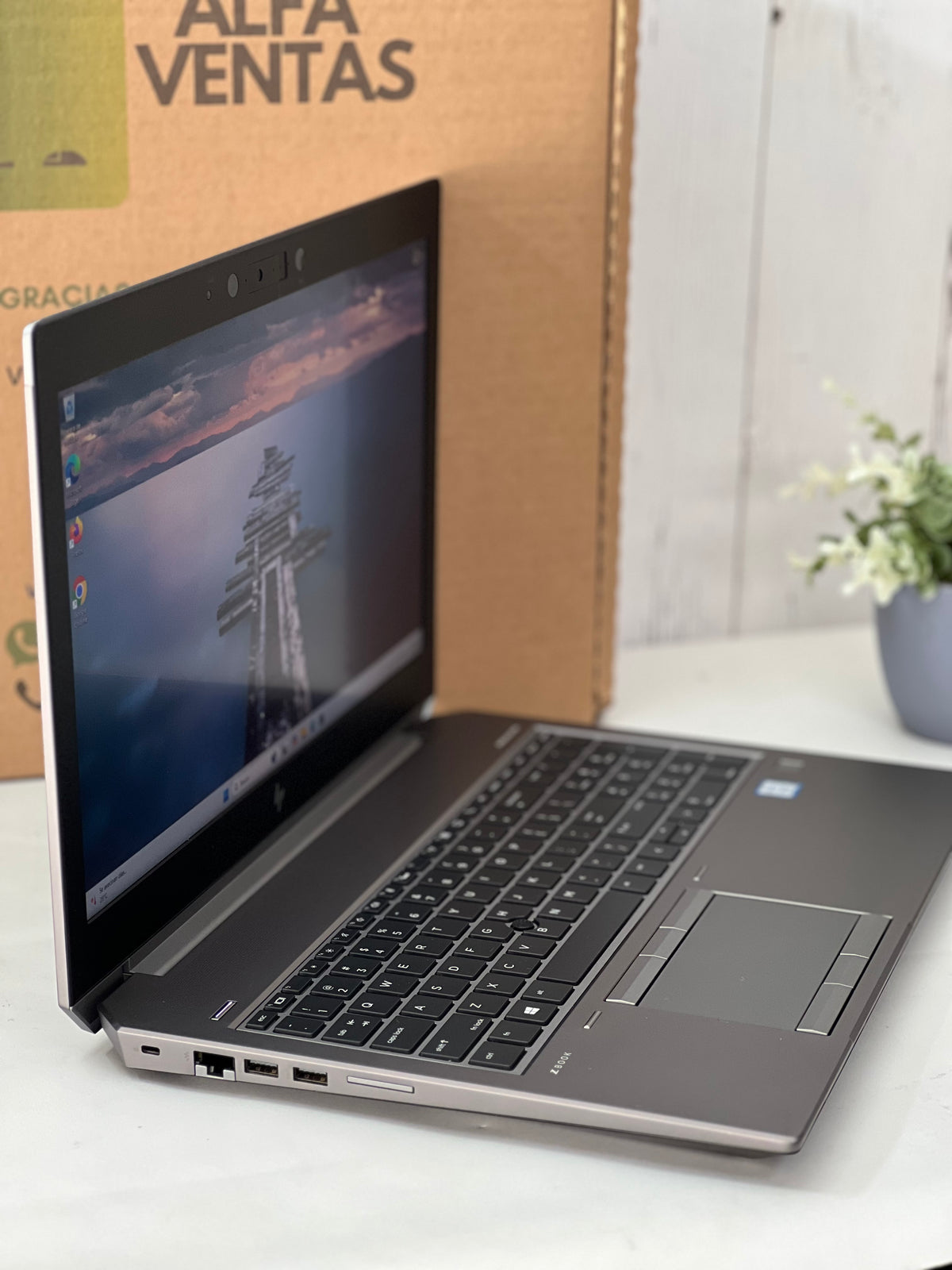 Laptop HP ZBook 15 G6 | Core i7 9na Gen  SSD 256GB  48GB RAM DDR4 |NVIDIA Quadro T1000 4GB Pantalla 15.6" | Windows 11