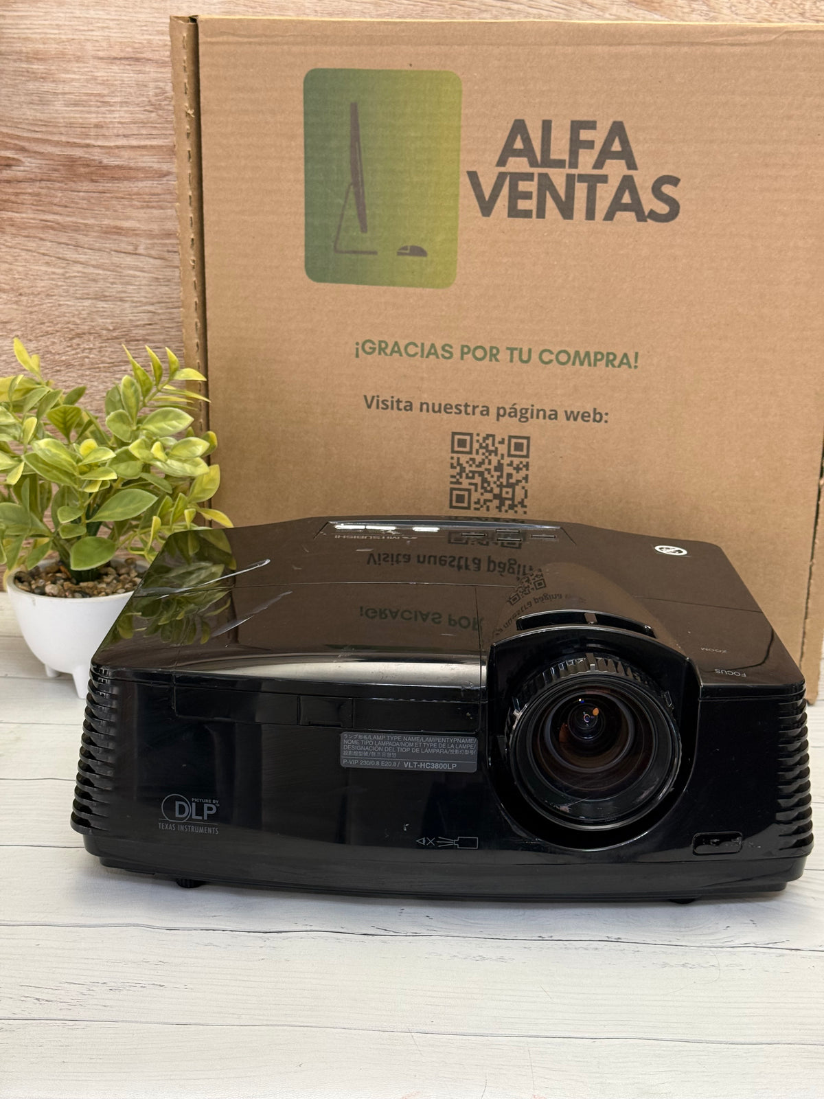 Proyector Mitsubishi HC4000 1300 Lúmenes  HDMI Full HD 1920x1080 (1080p)