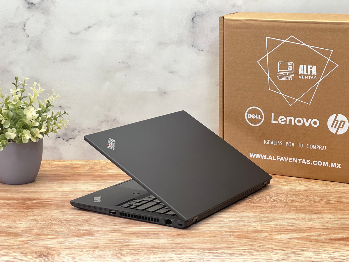 Laptop Lenovo Thinkpad T490 Core i7 8va gen SSD 256GB 16GB DDR4 Pantalla 14" CLASE B