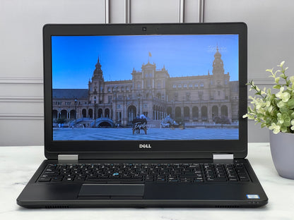 Laptop Dell Latitude E5570 Core i7 6ta Gen SSD 256GB RAM 16GB DDR4  Teclado numerico 15.6", Tarjeta Gráfica 2GB