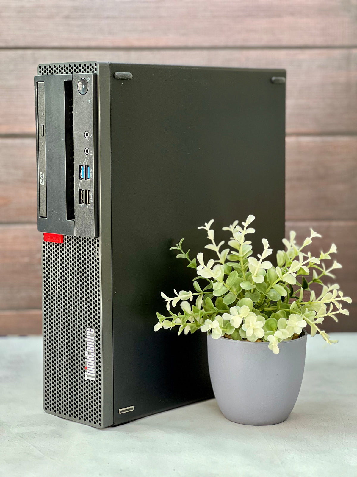 CPU Lenovo ThinkPad M715s – AMD PRO A8 | 16GB RAM SSD 480GB | TARJETA Radeon 2GB