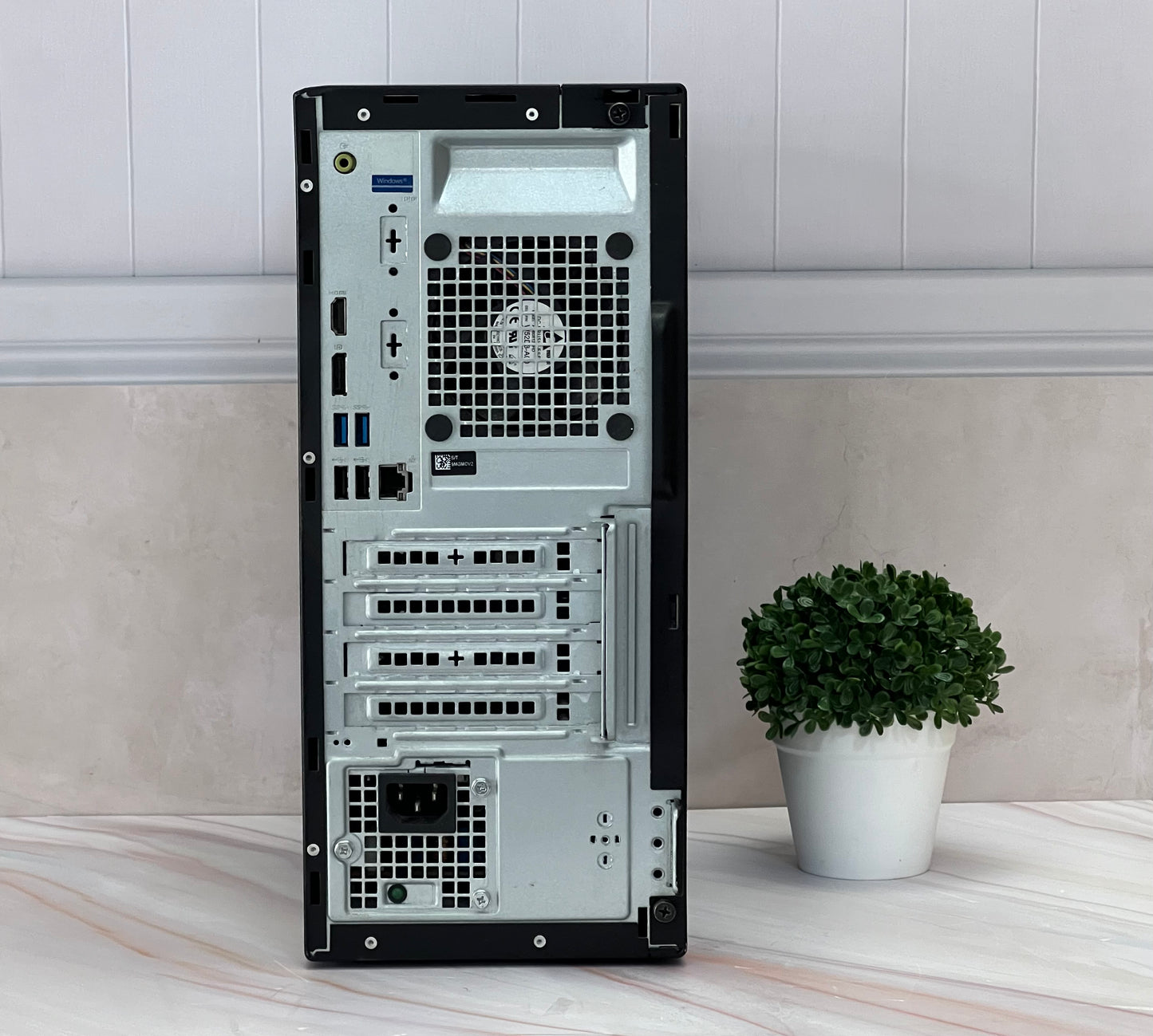 CPU Dell Optiplex 3060 TOWER Core i7 8va Gen SSD 512gb RAM 16gb HDMI Tarjeta grafica Geforce GT 730 2GB