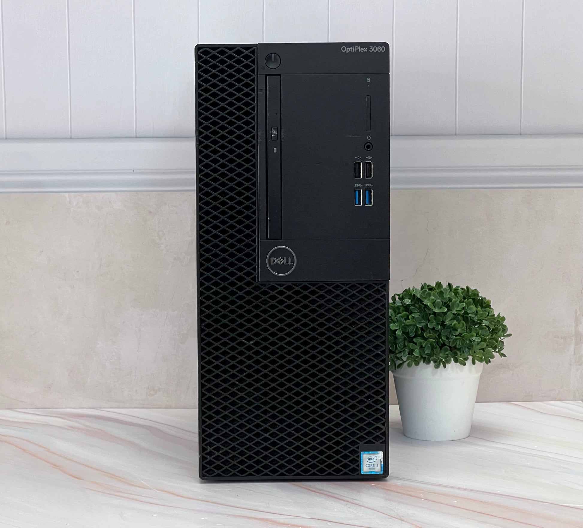 CPU Dell Optiplex 3060 Torre Core i7 8va Gen 16GB RAM  SSD 512GB Tarjeta Quadro P400 2GB