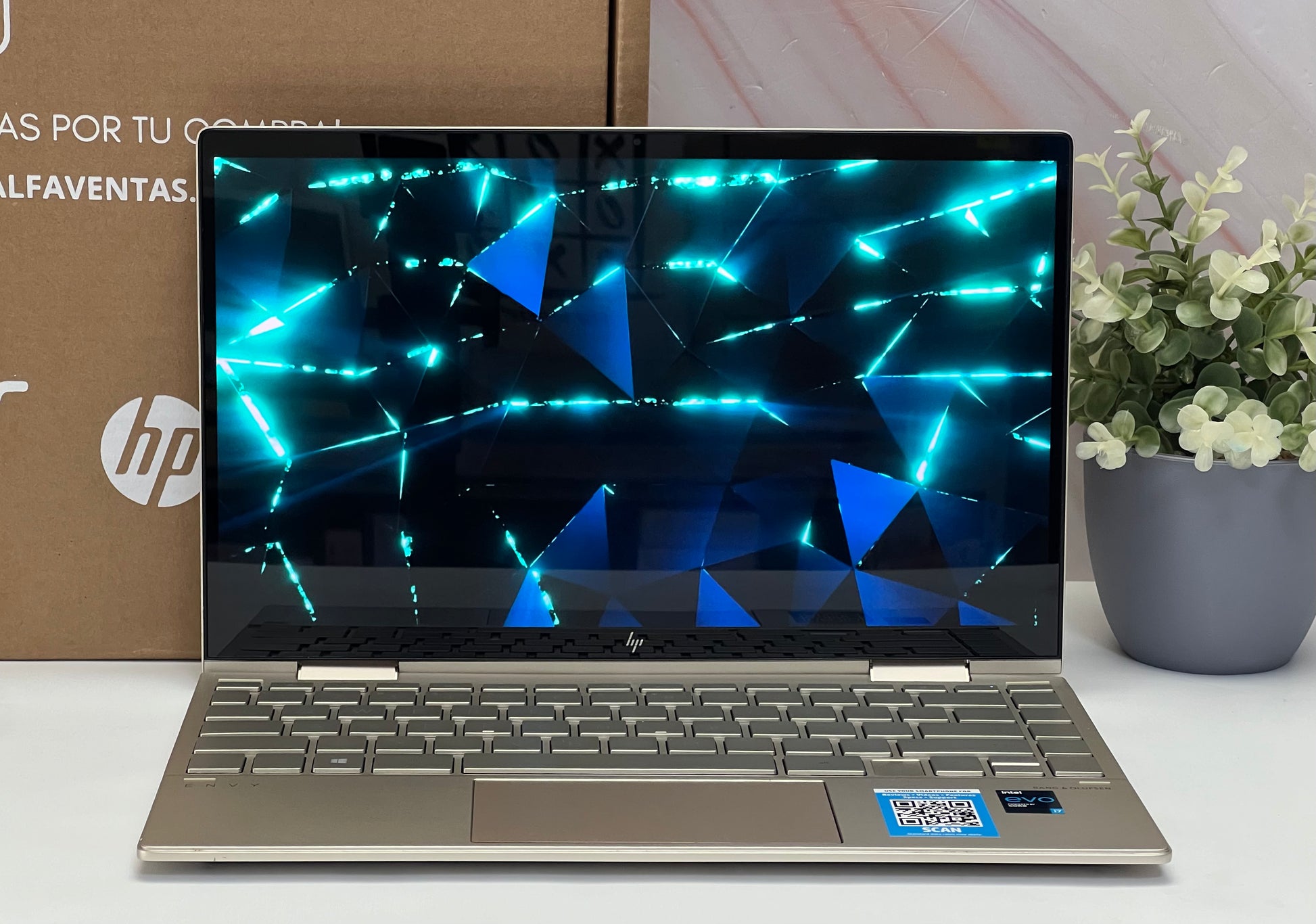 Laptop Hp Envy x360 Core i7 11va Gen SSD 512GB RAM 8GB Pantalla táctil 14" Windows 11